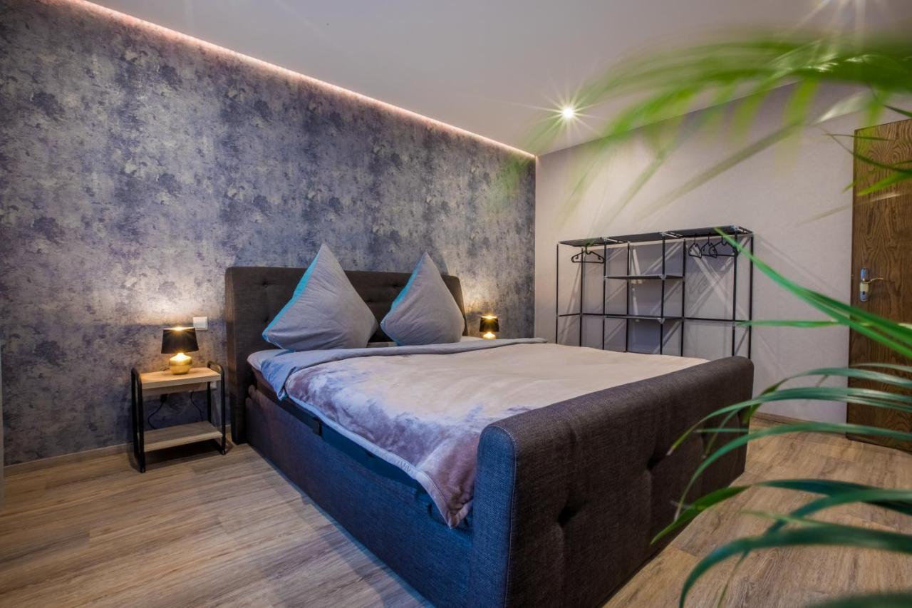 Modernes Apartment In Zentrumsnaehe Mit Eigenem Stellplatz Баден-Баден Экстерьер фото